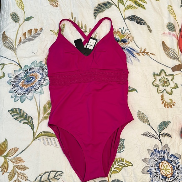 👙 City Chic Lucia 1 Piece Swimsuit Bathing Suit - Picture 5 of 8